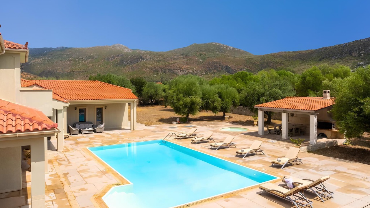 Photo of Outdoor in Kateleios