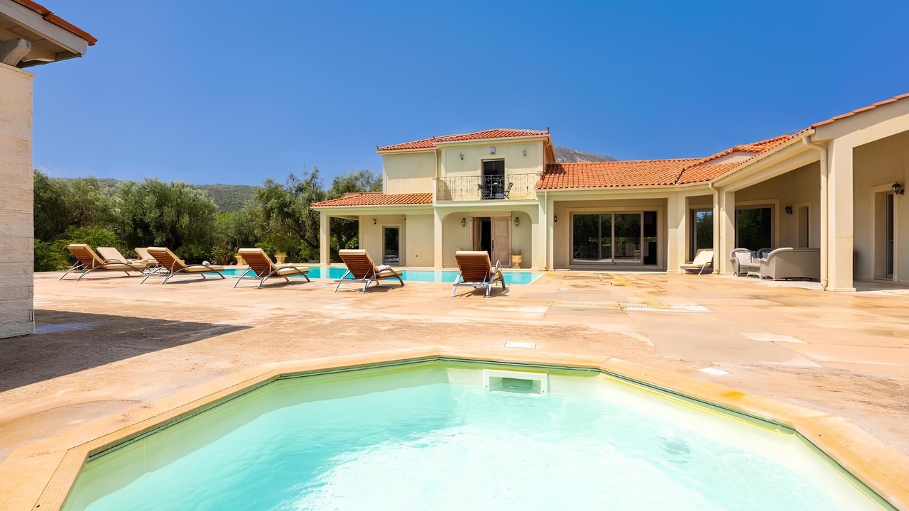 Photo of Outdoor in Kateleios