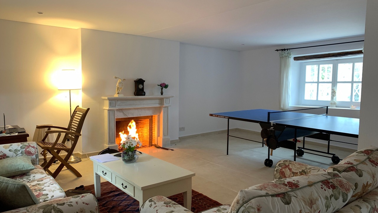 Photo of Livingroom in Petaleia