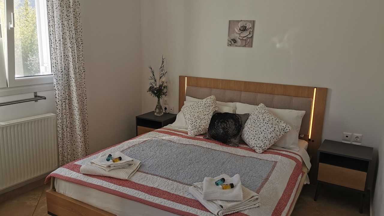Photo of Bedroom in Poulata