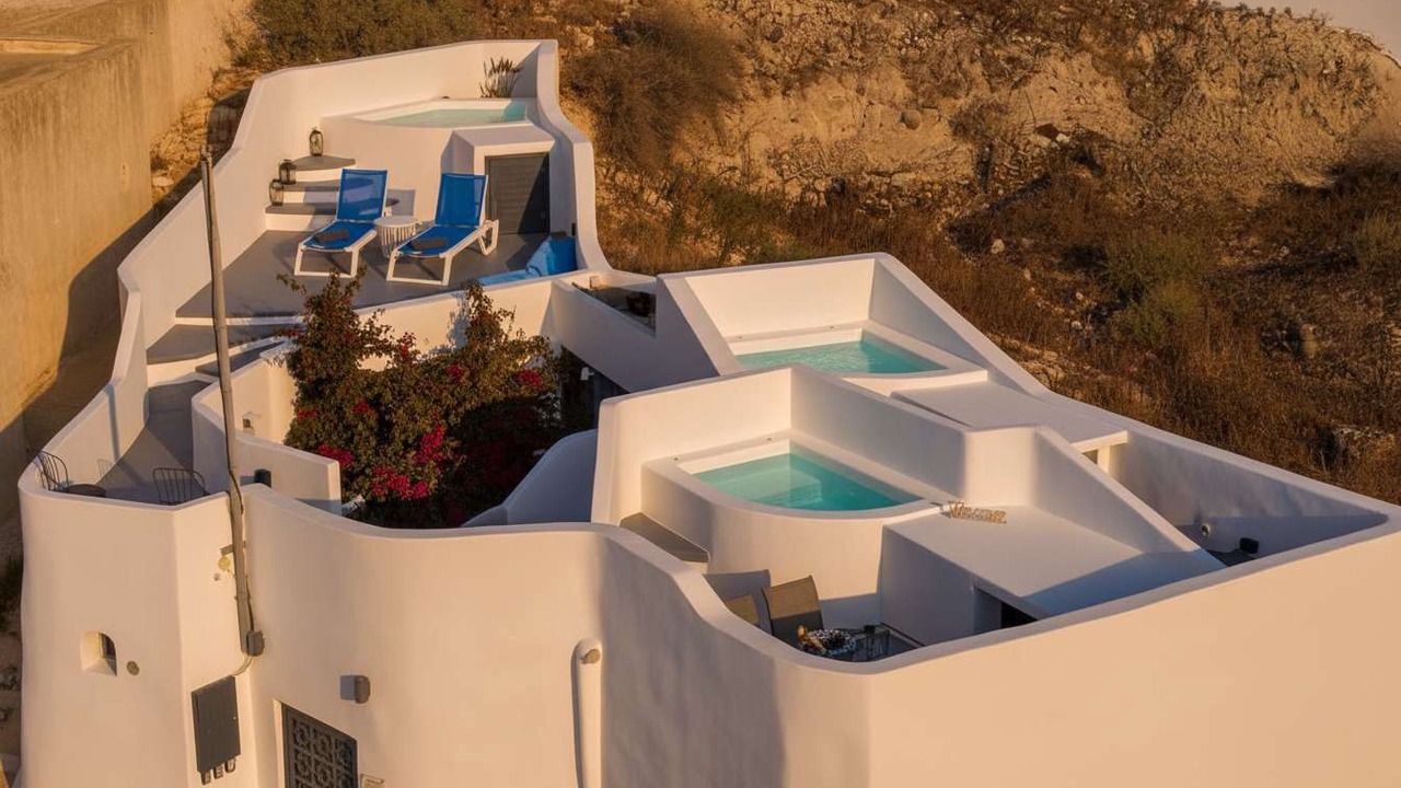 Photo of Outdoor in Fira