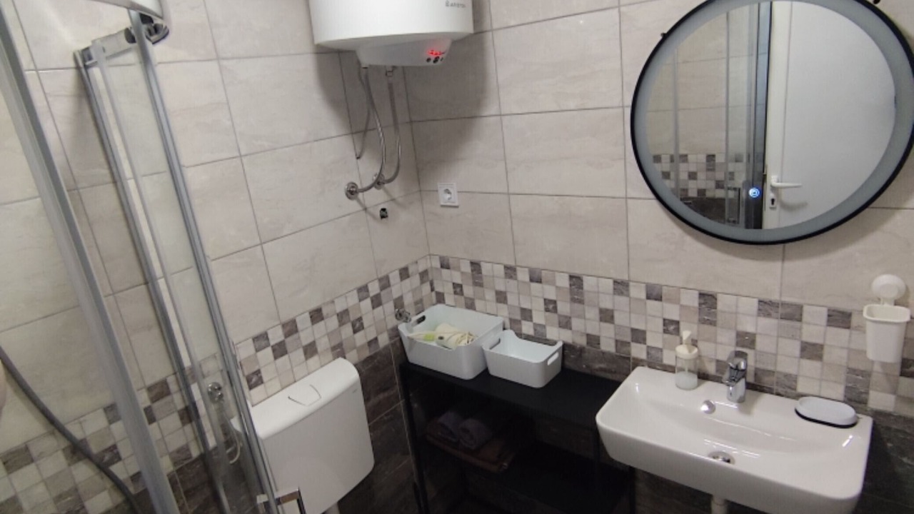 Photo of Bathroom in Igalo