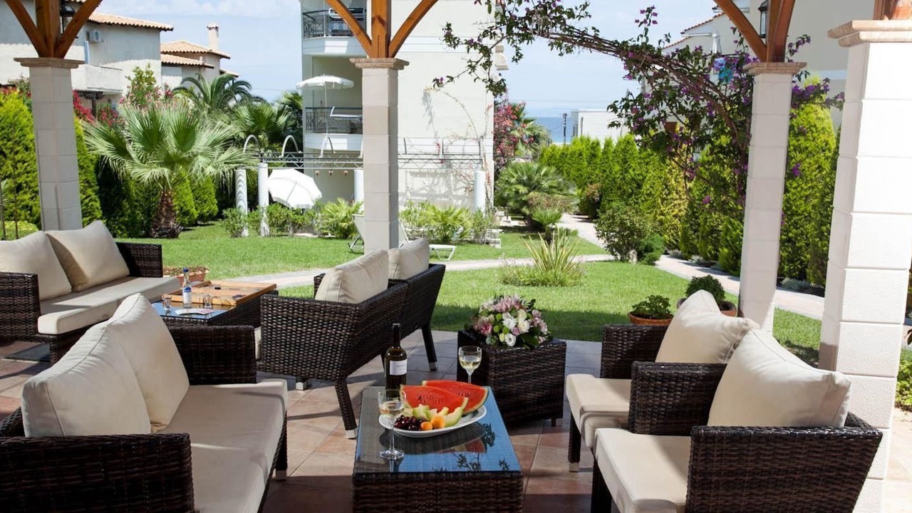 Photo of Outdoor in Polichrono