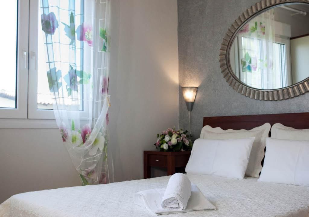 Photo of Bedroom in Polichrono