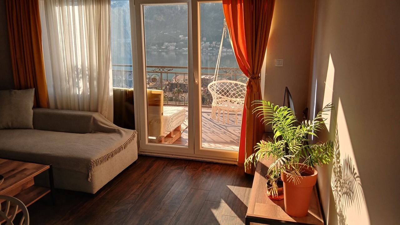 Photo of Livingroom in Kotor