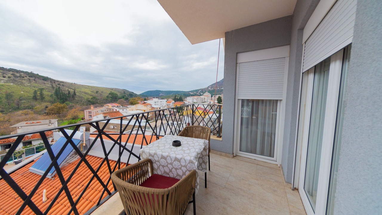 Photo of Outdoor in Sutomore