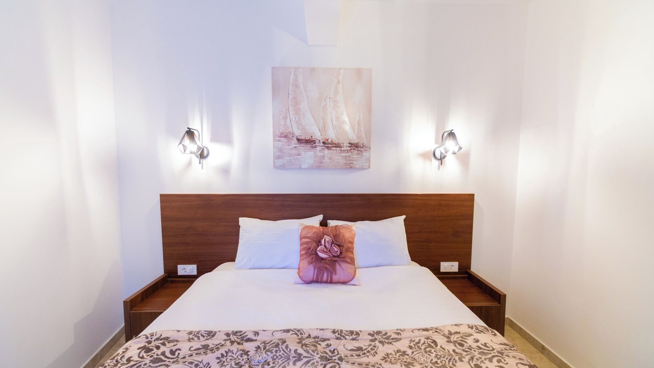 Photo of Bedroom in Sutomore