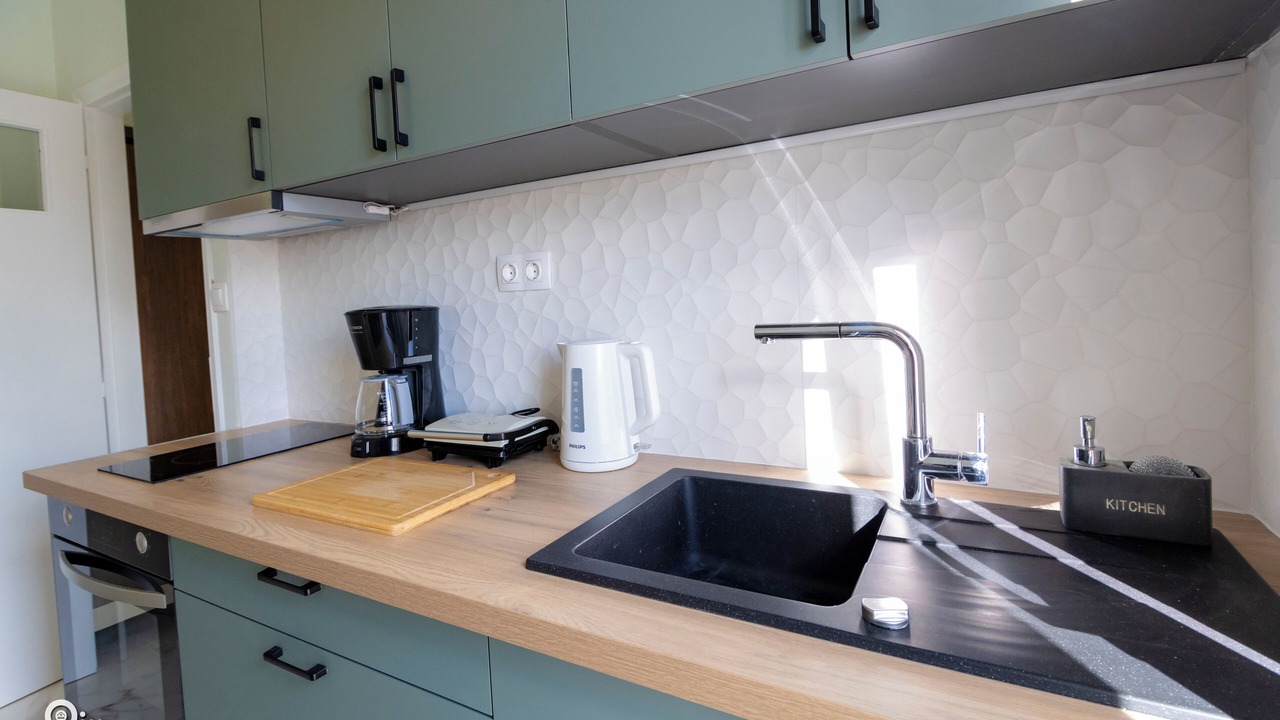 Photo of Kitchen in Aigaleo