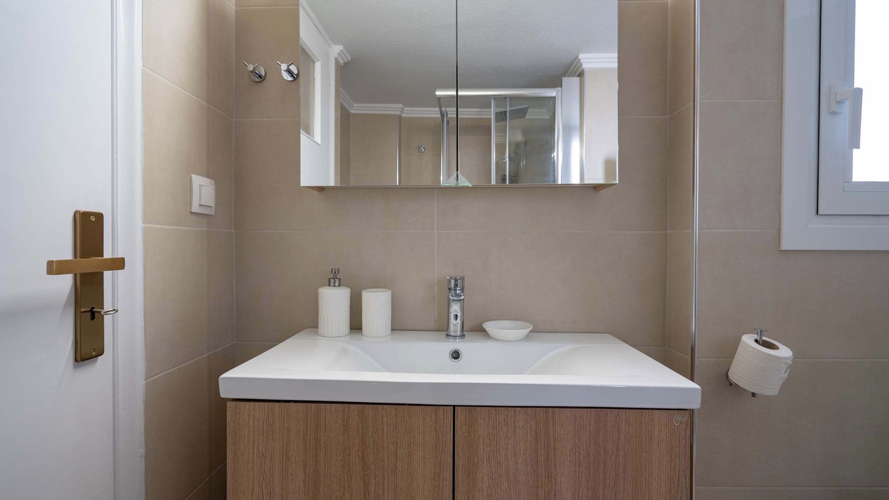 Photo of Bathroom in Kypseli