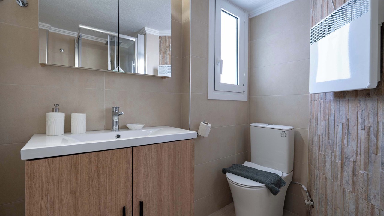 Photo of Bathroom in Kypseli