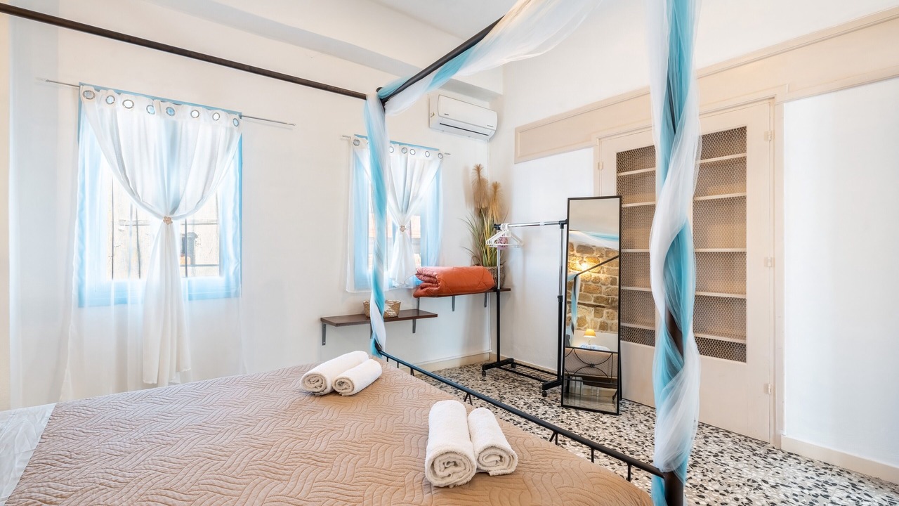 Photo of Bedroom in Rhodes Old Town