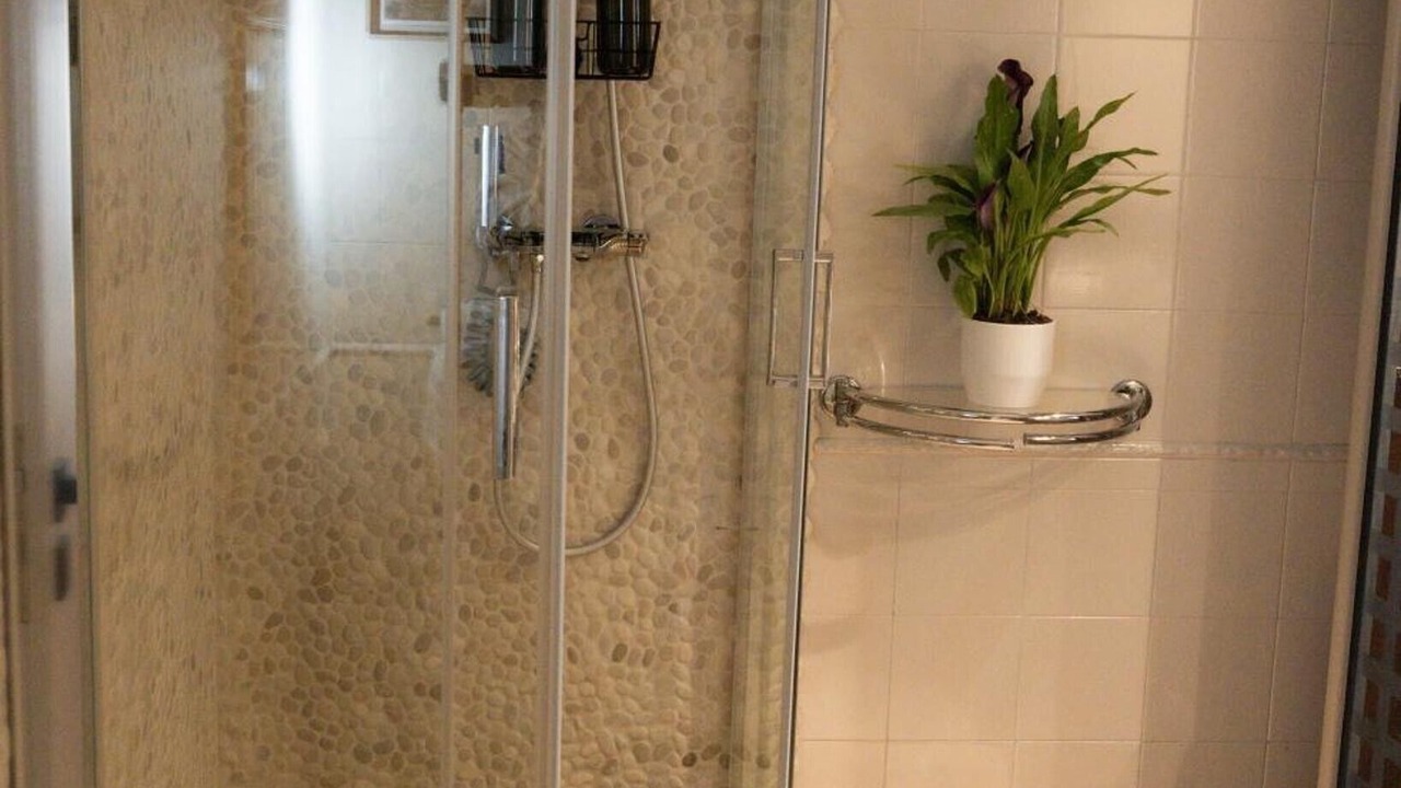 Photo of Bathroom in Ixia