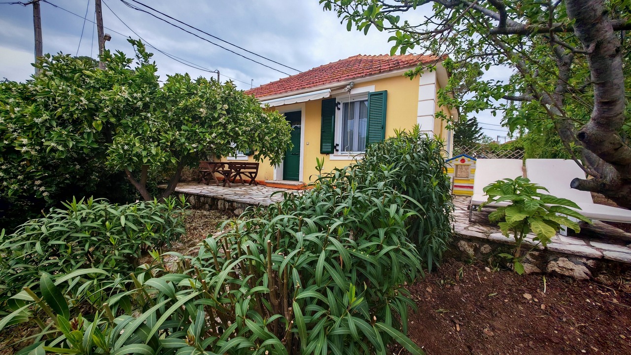 Photo of Patio Balcony in Leivathos
