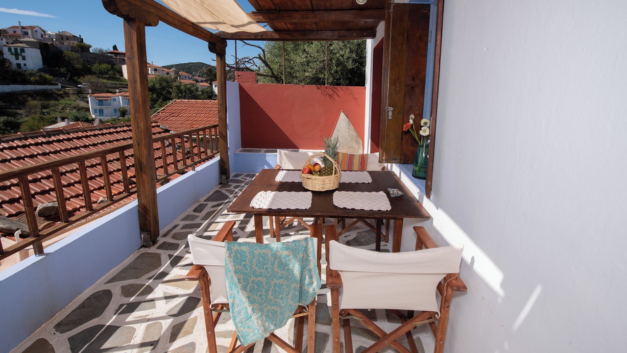 Photo of Patio Balcony in Alonnisos Old Town
