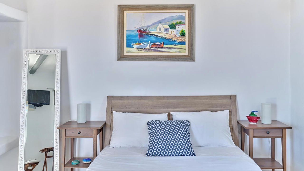 Photo of Bedroom in Paros