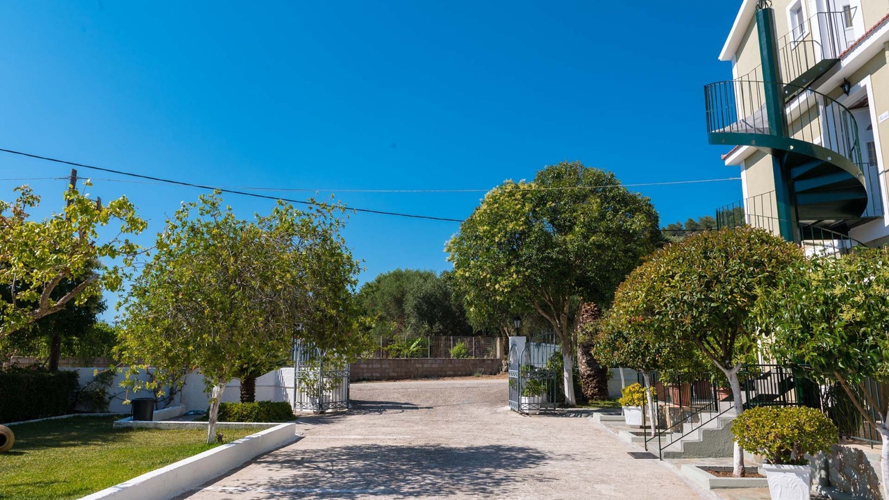 Photo of Outdoor in Mazarakata