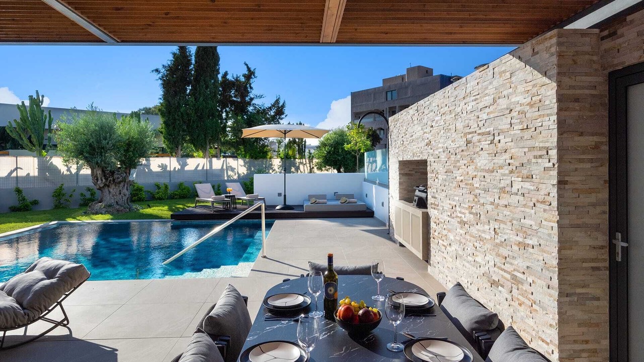 Photo of Outdoor in Ixia