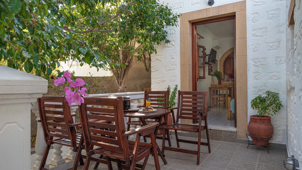 Photo of Patio Balcony in Skala
