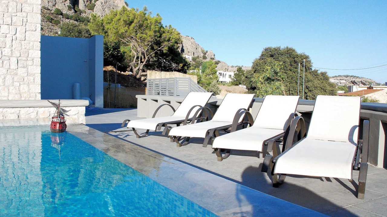 Photo of Others in Pefkos