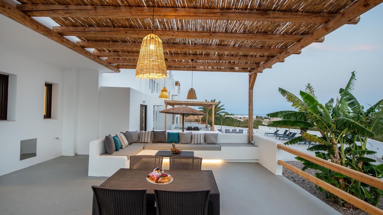 Photo of Livingroom in Lahania