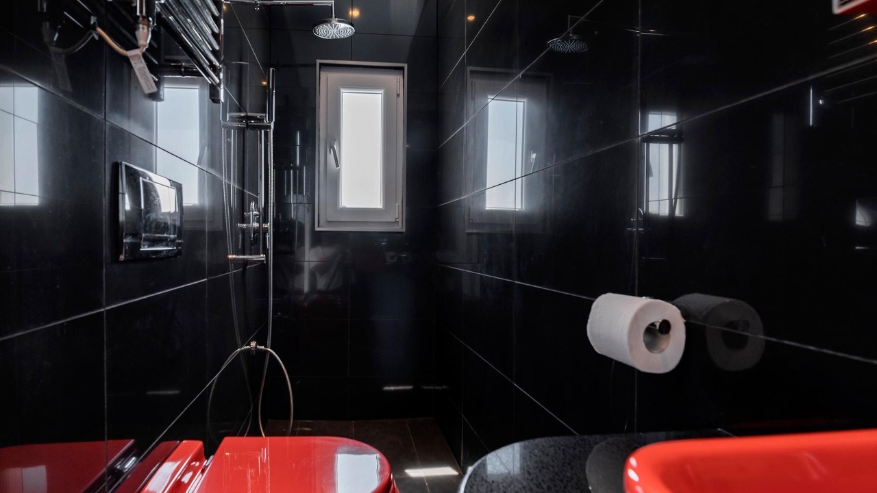 Photo of Bathroom in Gennadi