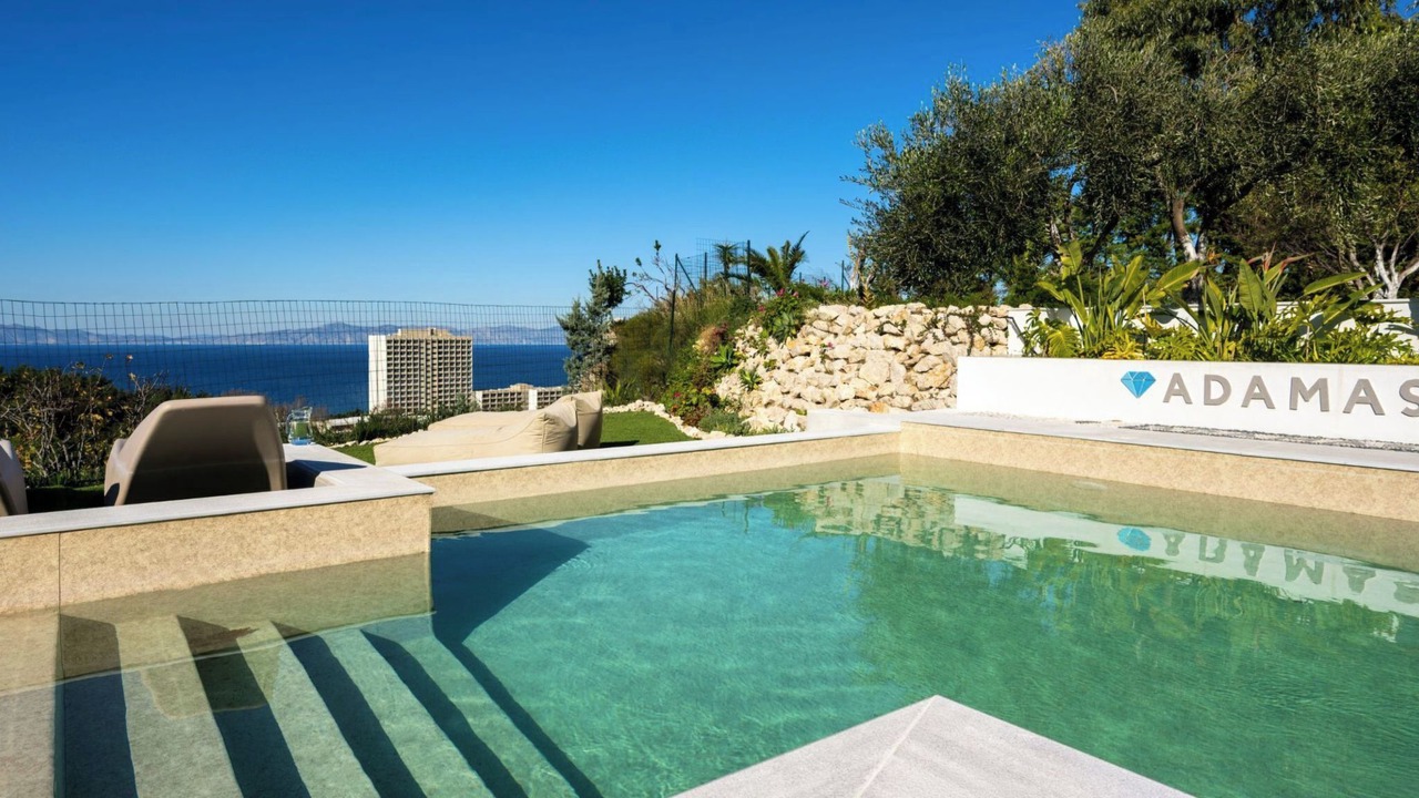 Photo of Outdoor in Ixia