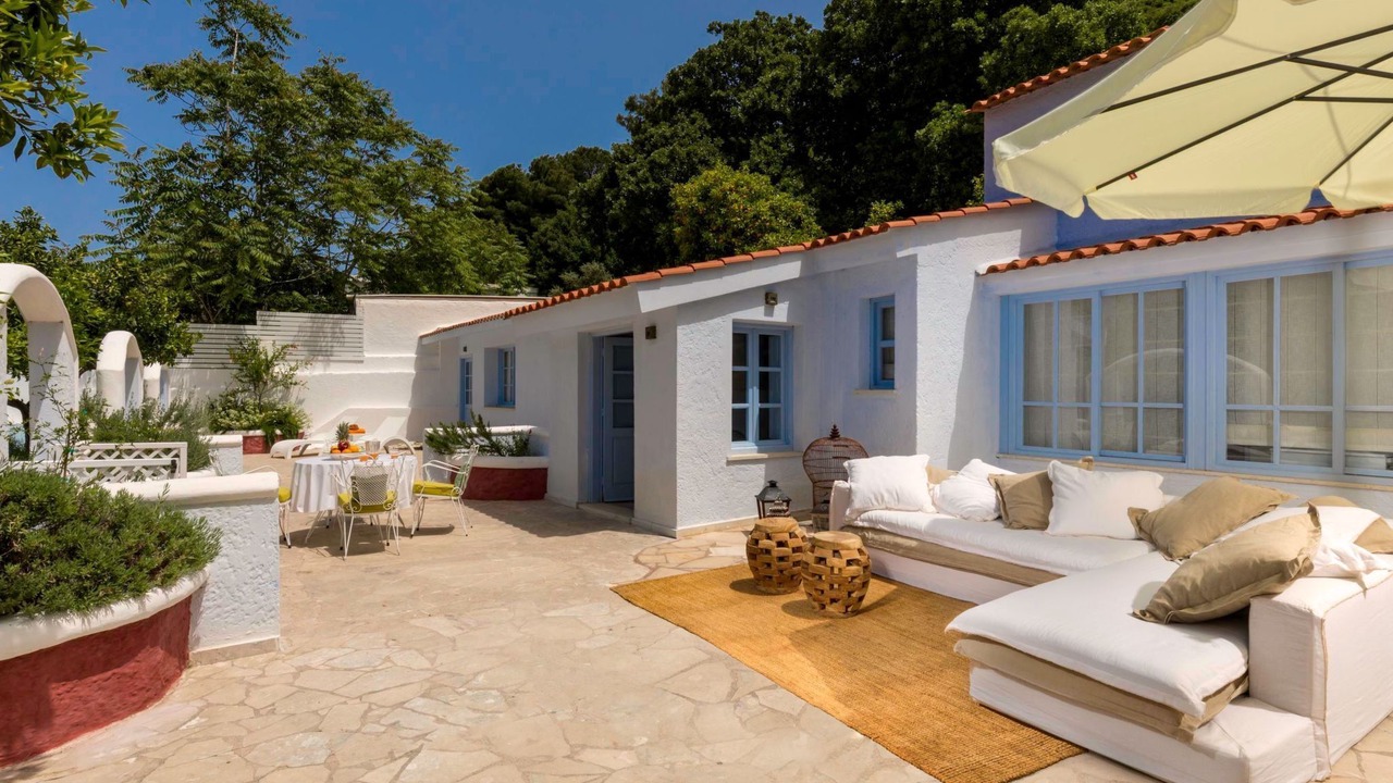 Photo of Outdoor in Ixia