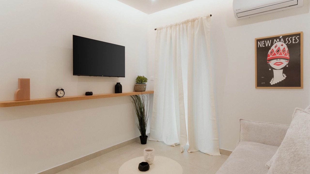 Photo of Livingroom in Exarhia