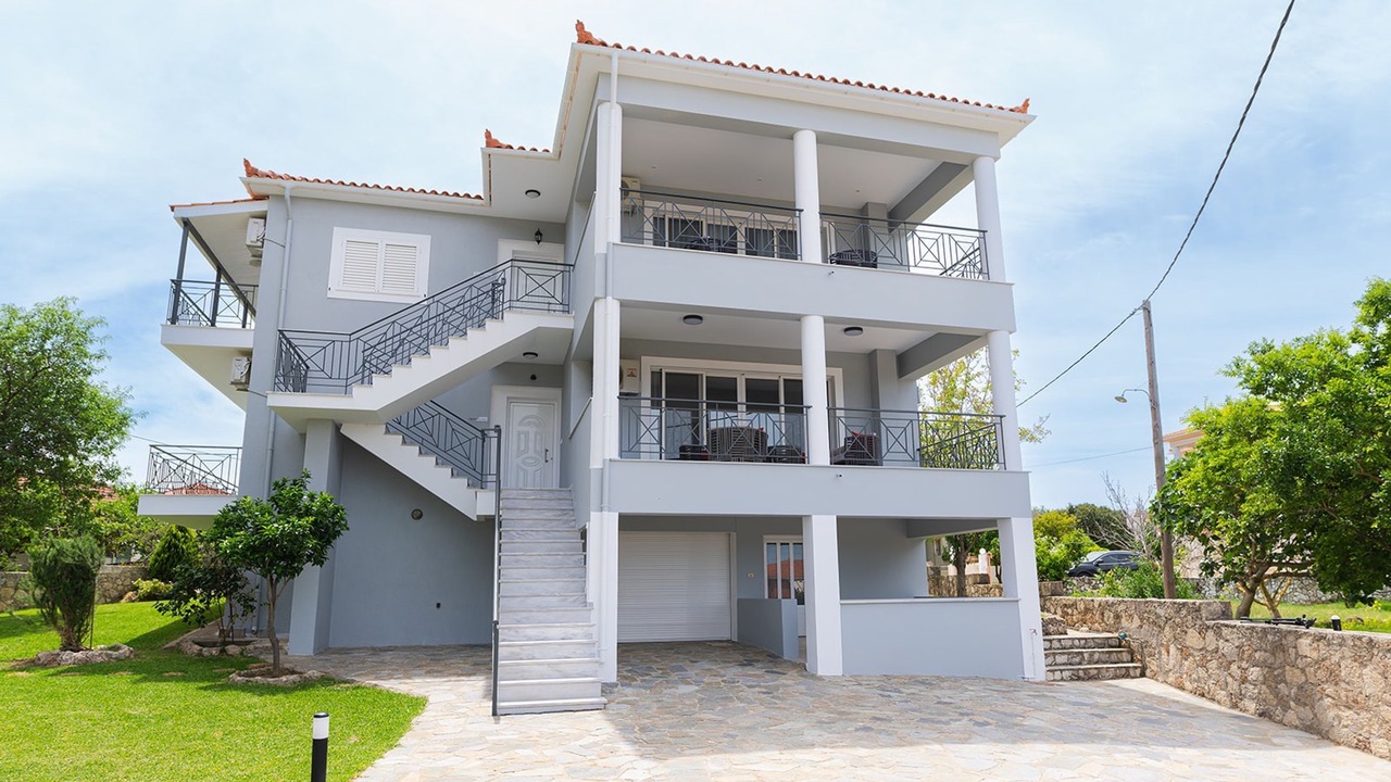 Photo of Outdoor in Menegata