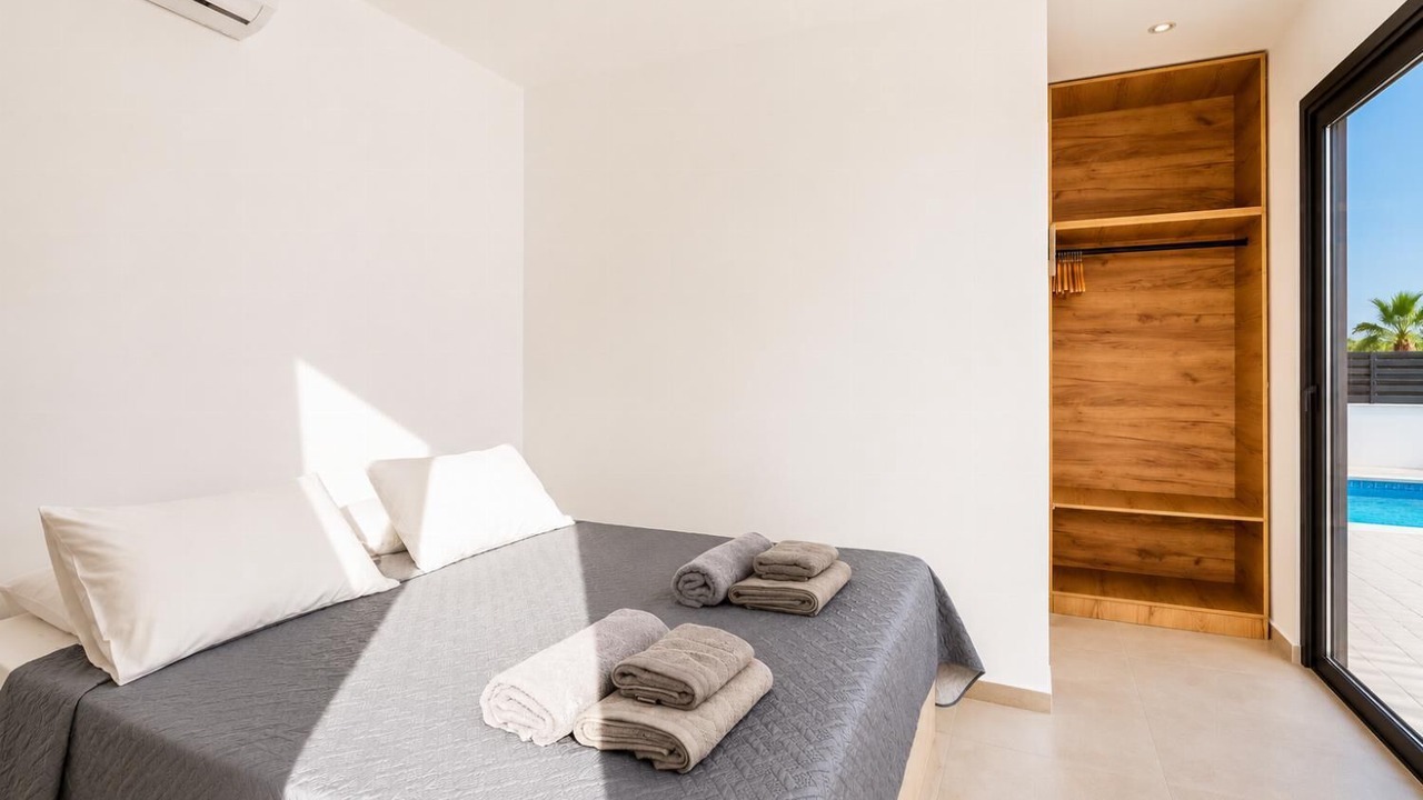 Photo of Bedroom in Petaloudes