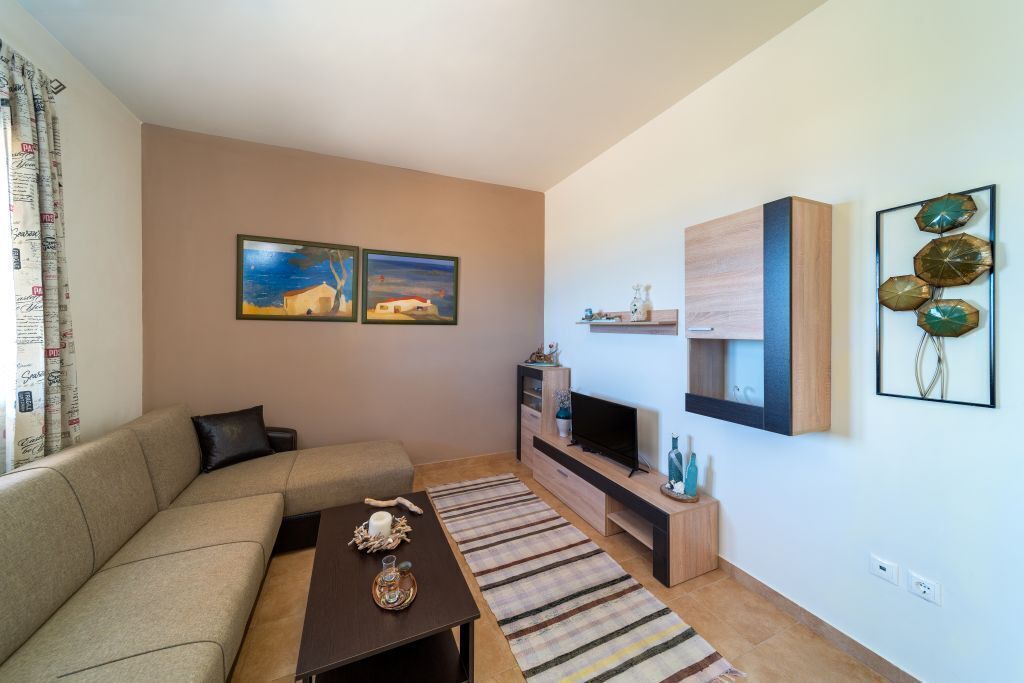 Photo of Livingroom in Lahania