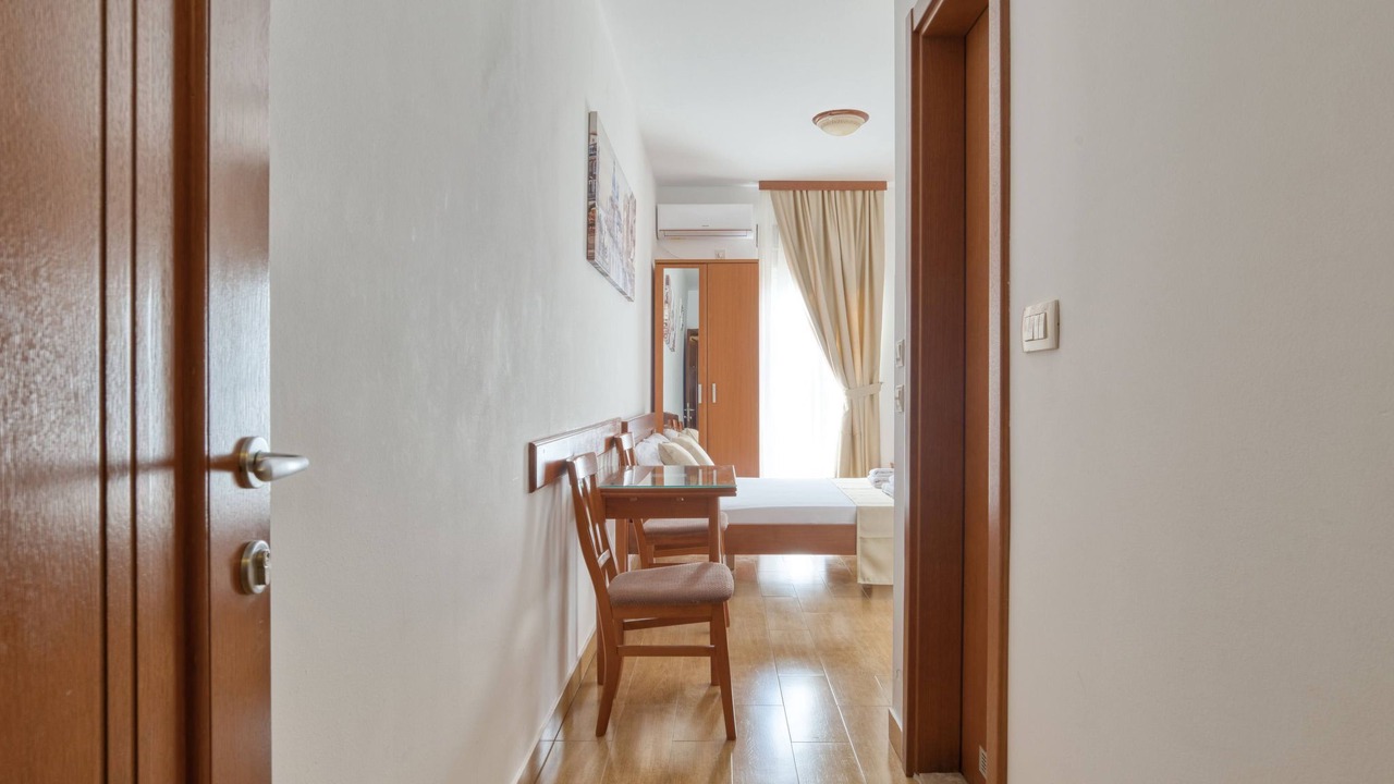 Photo of Bedroom in Denovici