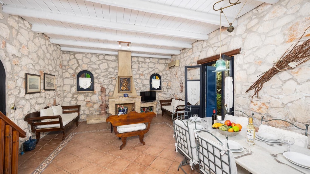 Photo of Livingroom in Agia Marina