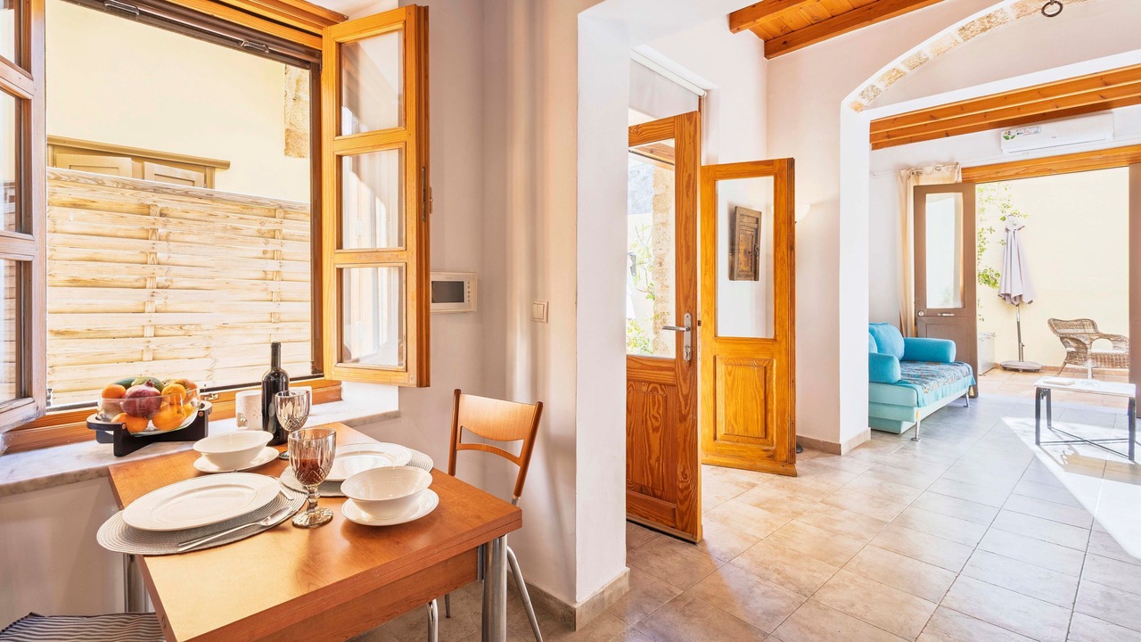 Photo of Bedroom in Rhodes Old Town