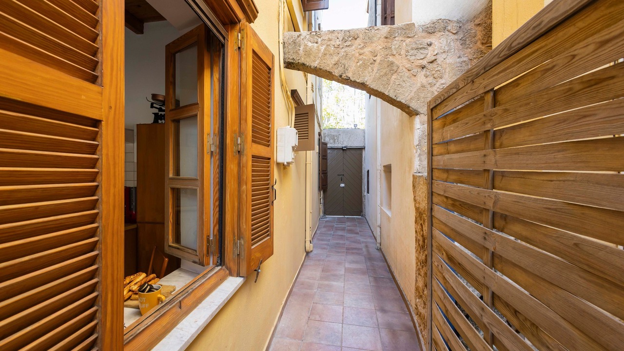 Photo of Bedroom in Rhodes Old Town