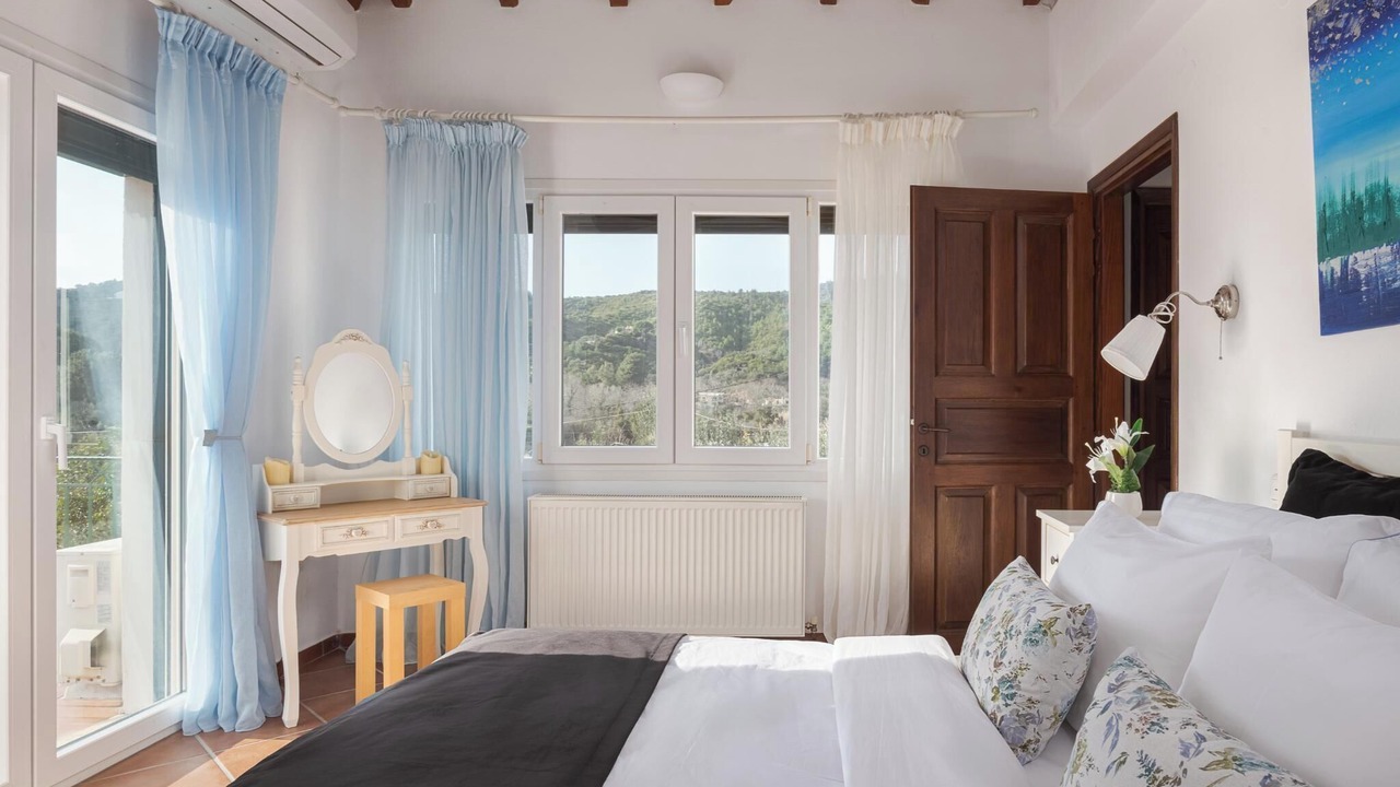 Photo of Bedroom in Skiathos
