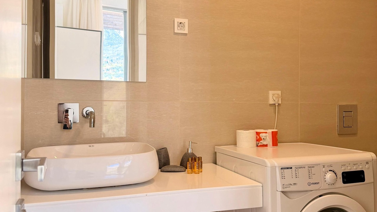 Photo of Bathroom in Boreti