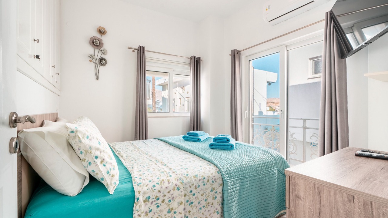 Photo of Bedroom in Haraki