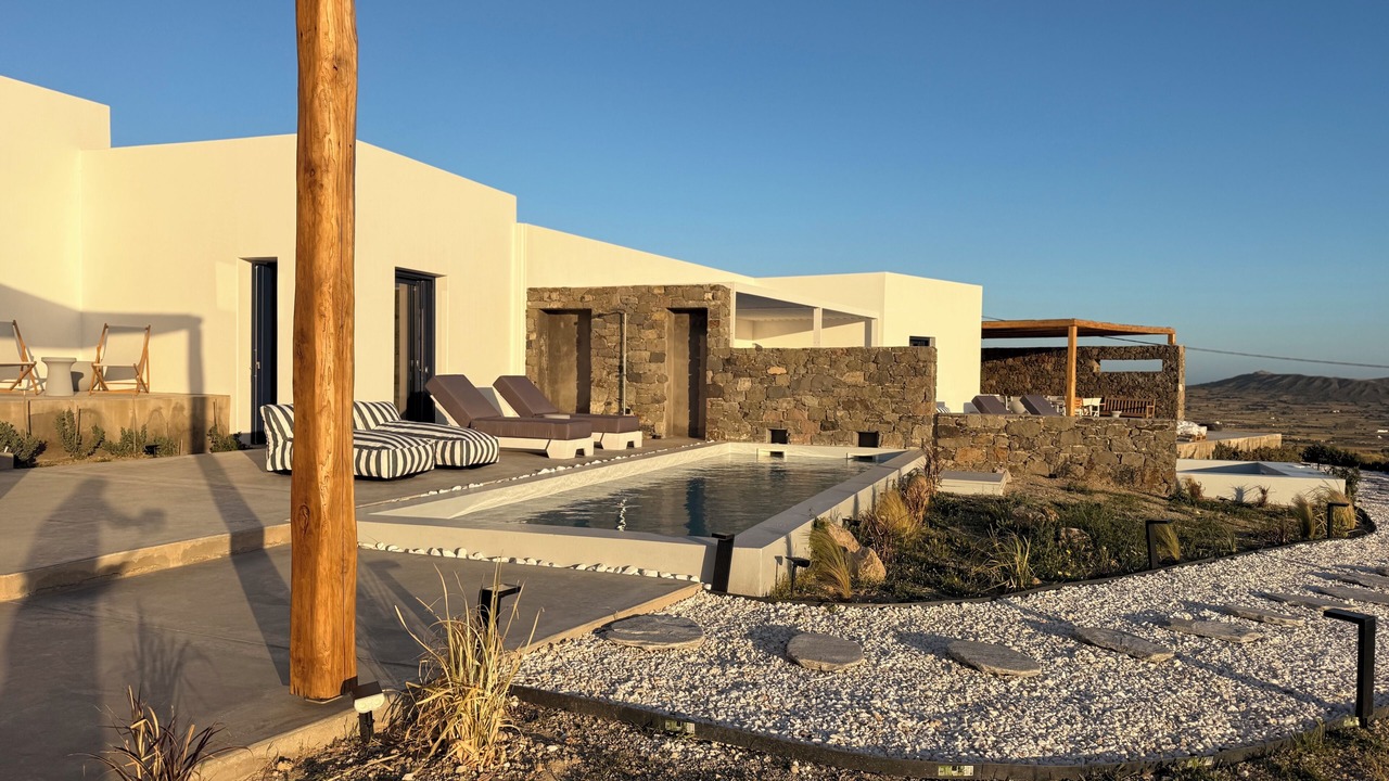 Photo of Outdoor in Milos