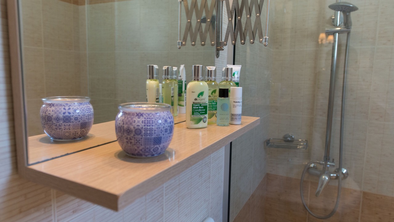 Photo of Bathroom in Alinda