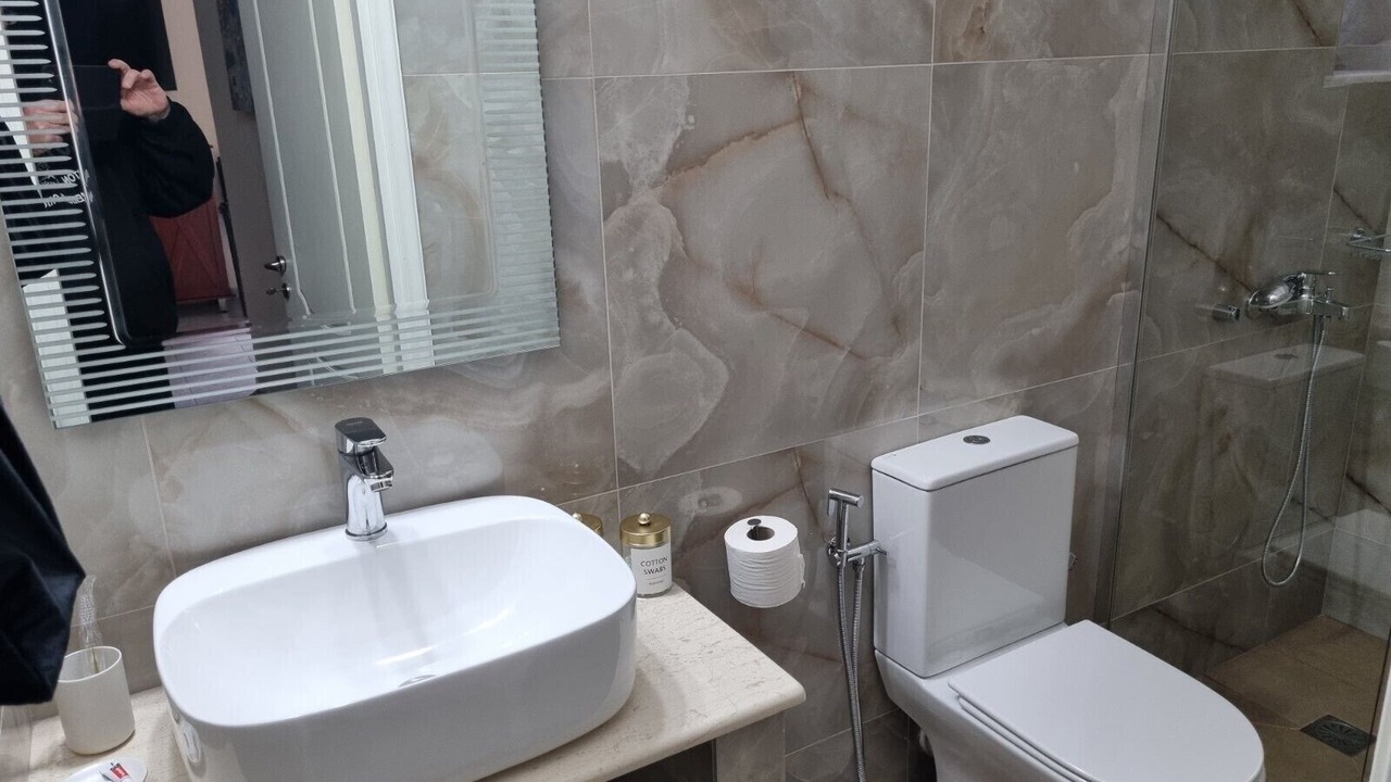 Photo of Bathroom in East Mani
