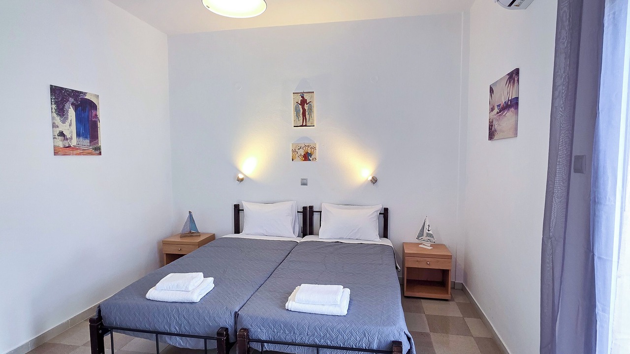 Photo of Bedroom in Messaria