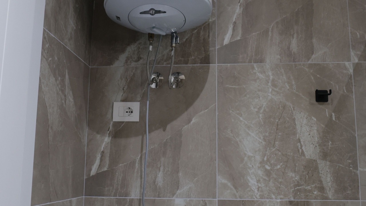 Photo of Bathroom in Golem