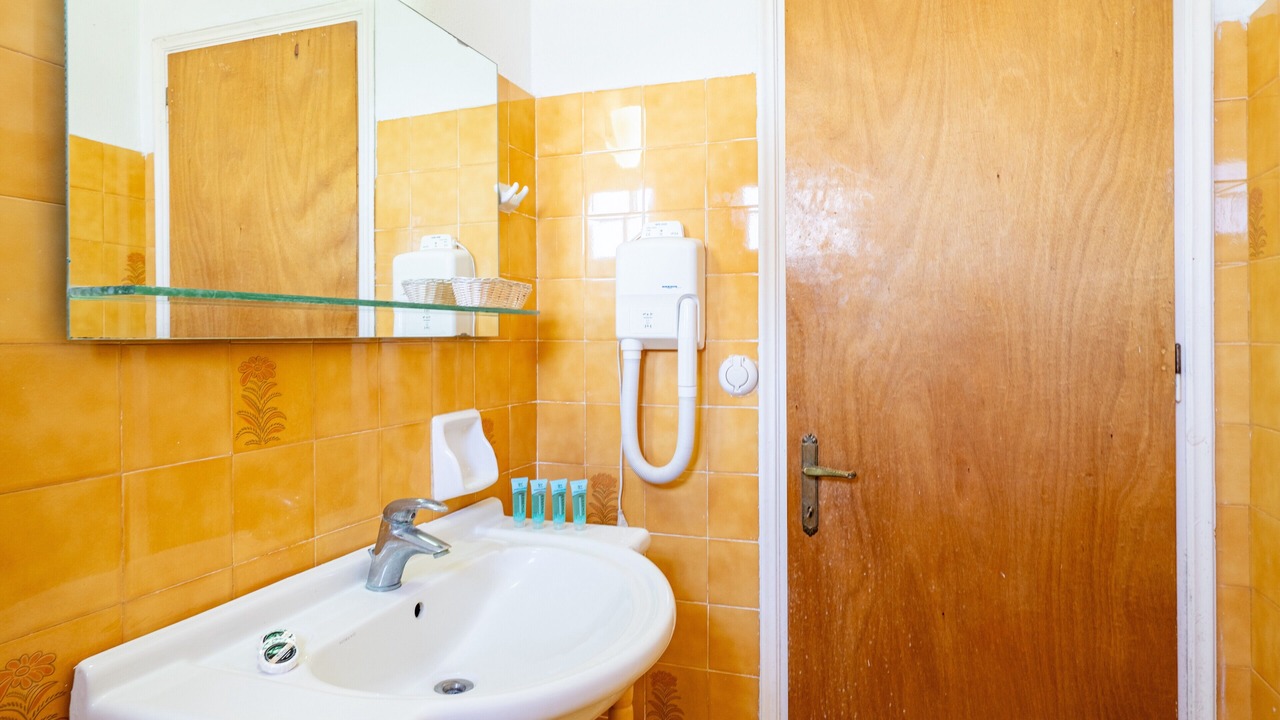 Photo of Bathroom in Lefkimmi
