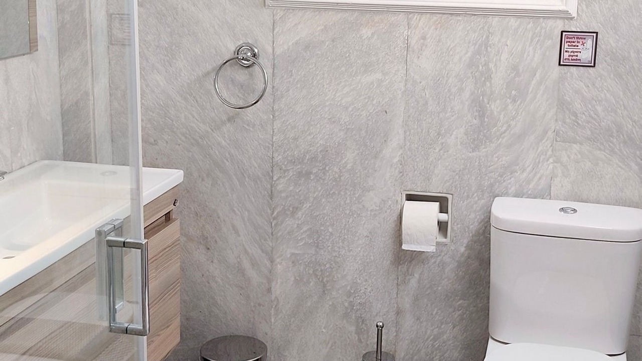Photo of Bathroom in Petralona