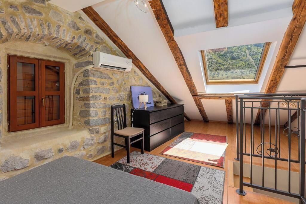 Photo of Bedroom in Kotor