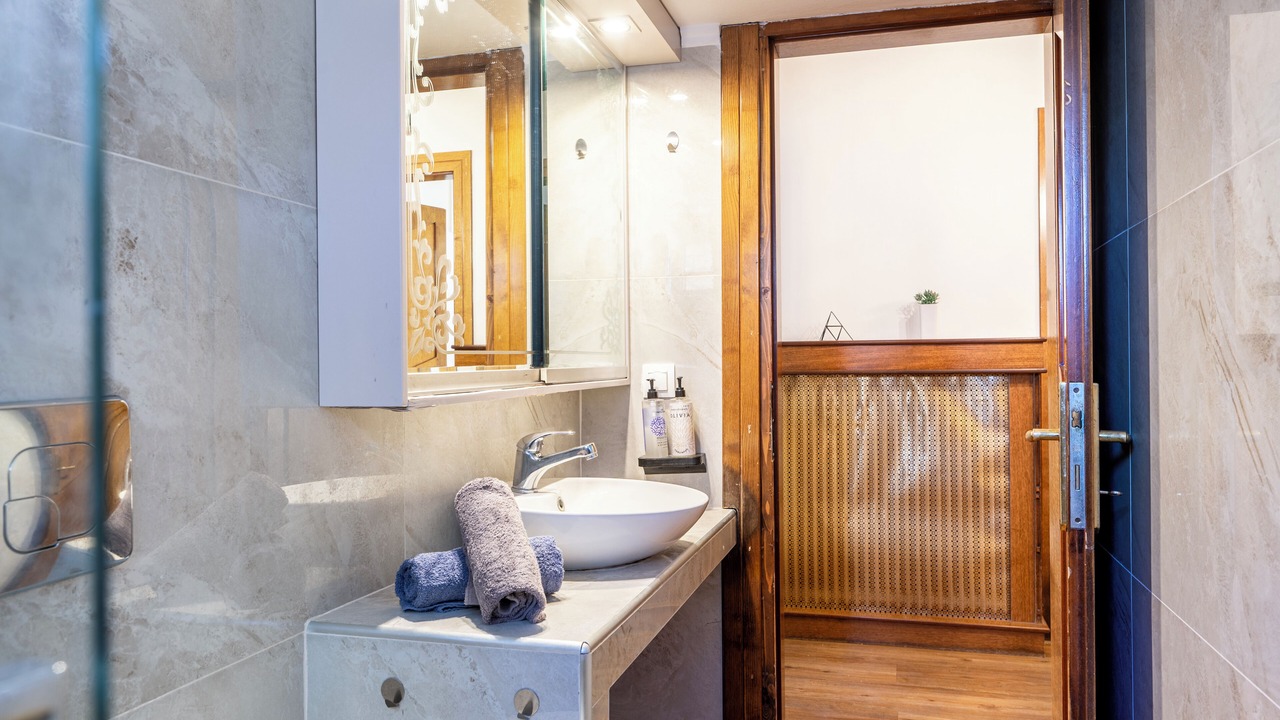 Photo of Bathroom in Kalamaria
