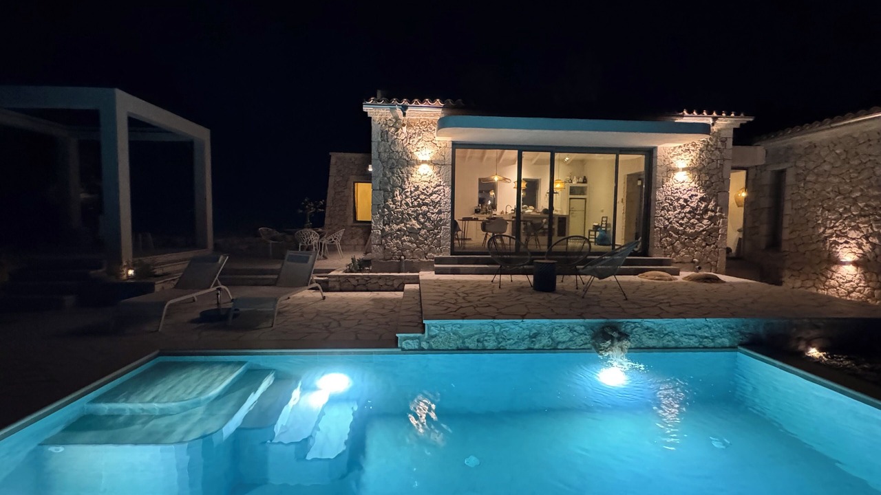 Photo of Outdoor in Lakones