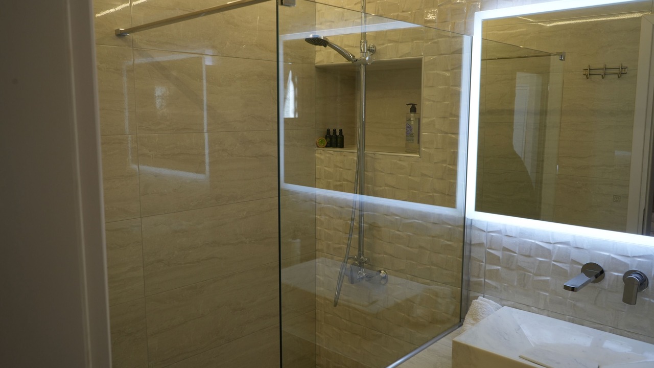 Photo of Bathroom in Aegina Town