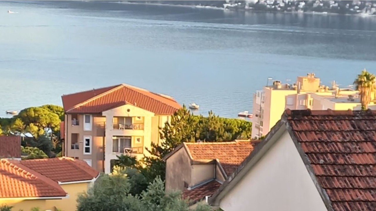 Photo of Others in Topla